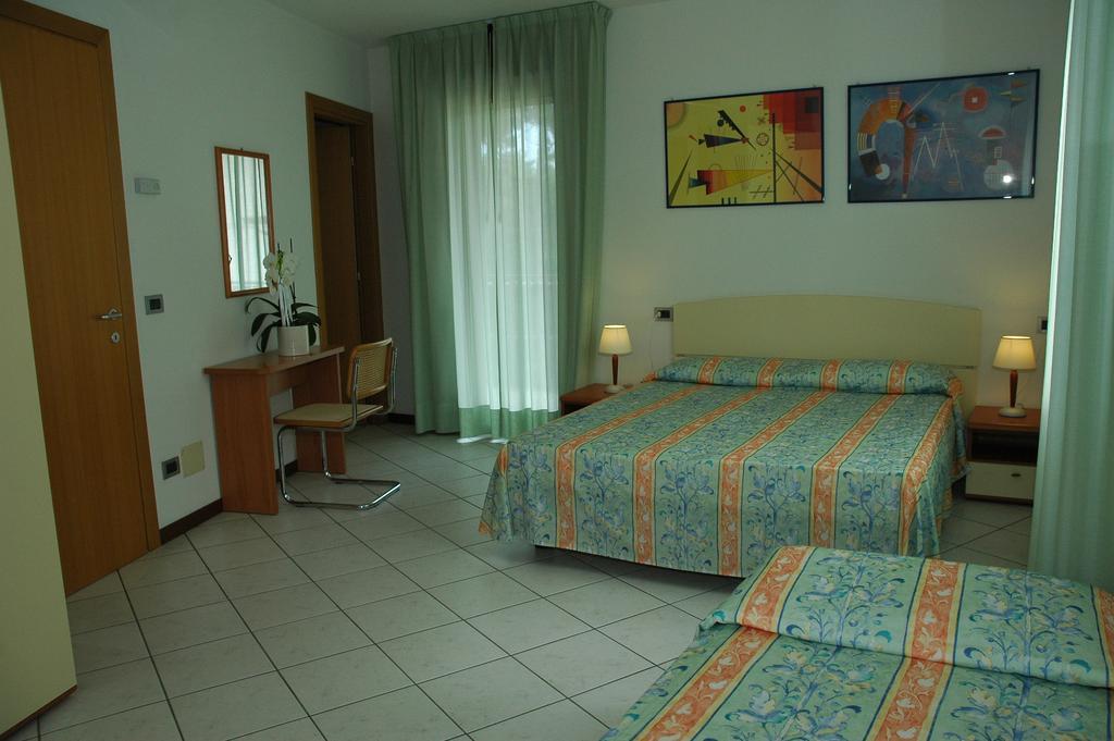 Albatros Apartment *