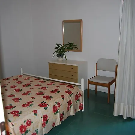 Appartamenti Vacanza Albatros Lignano Sabbiadoro Exterior photo