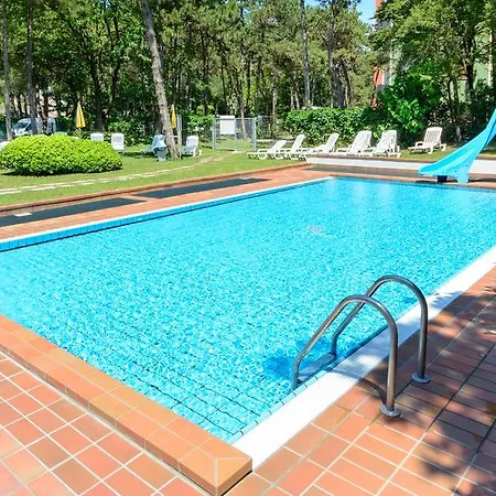 Appartamenti Vacanza Albatros Lignano Sabbiadoro Exterior photo