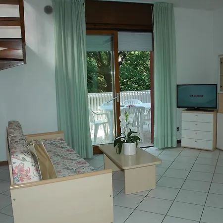 Appartamenti Vacanza Albatros Lignano Sabbiadoro Exterior photo